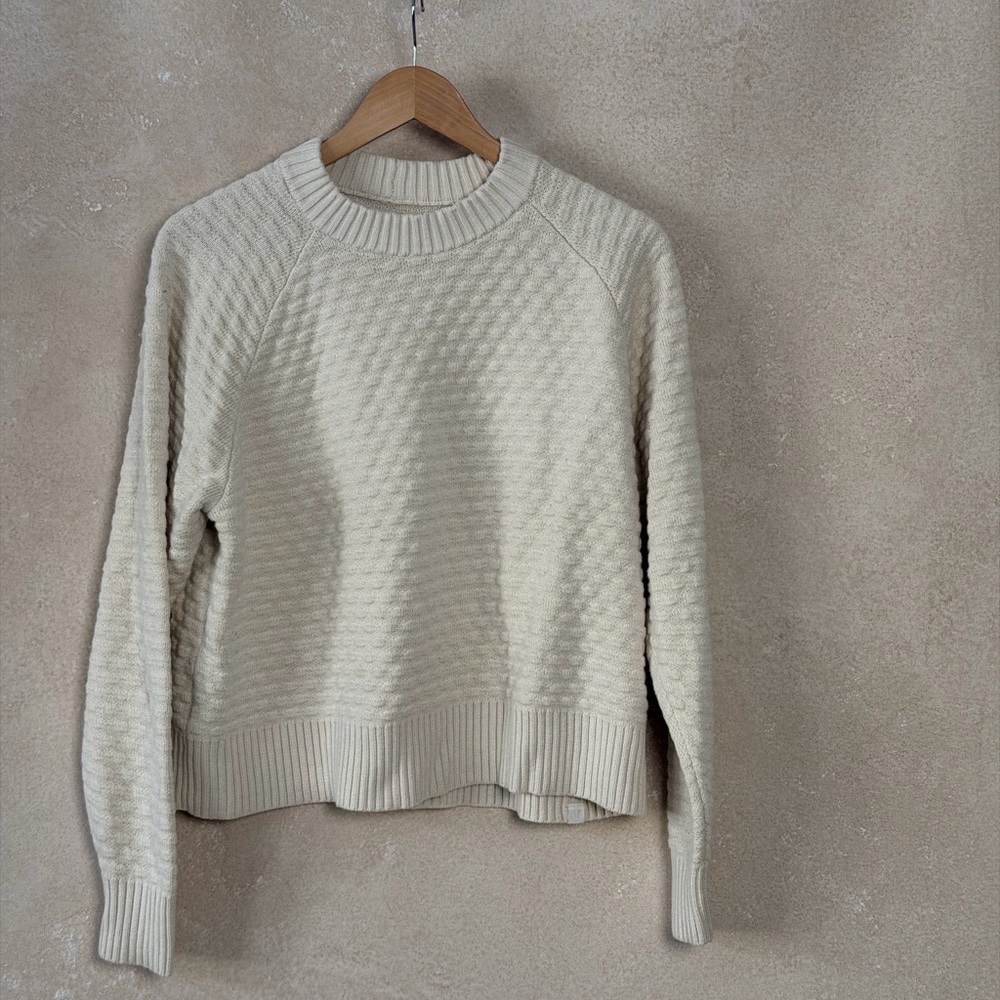 lululemon athletica Cream Textured Crew Sweater, Size M